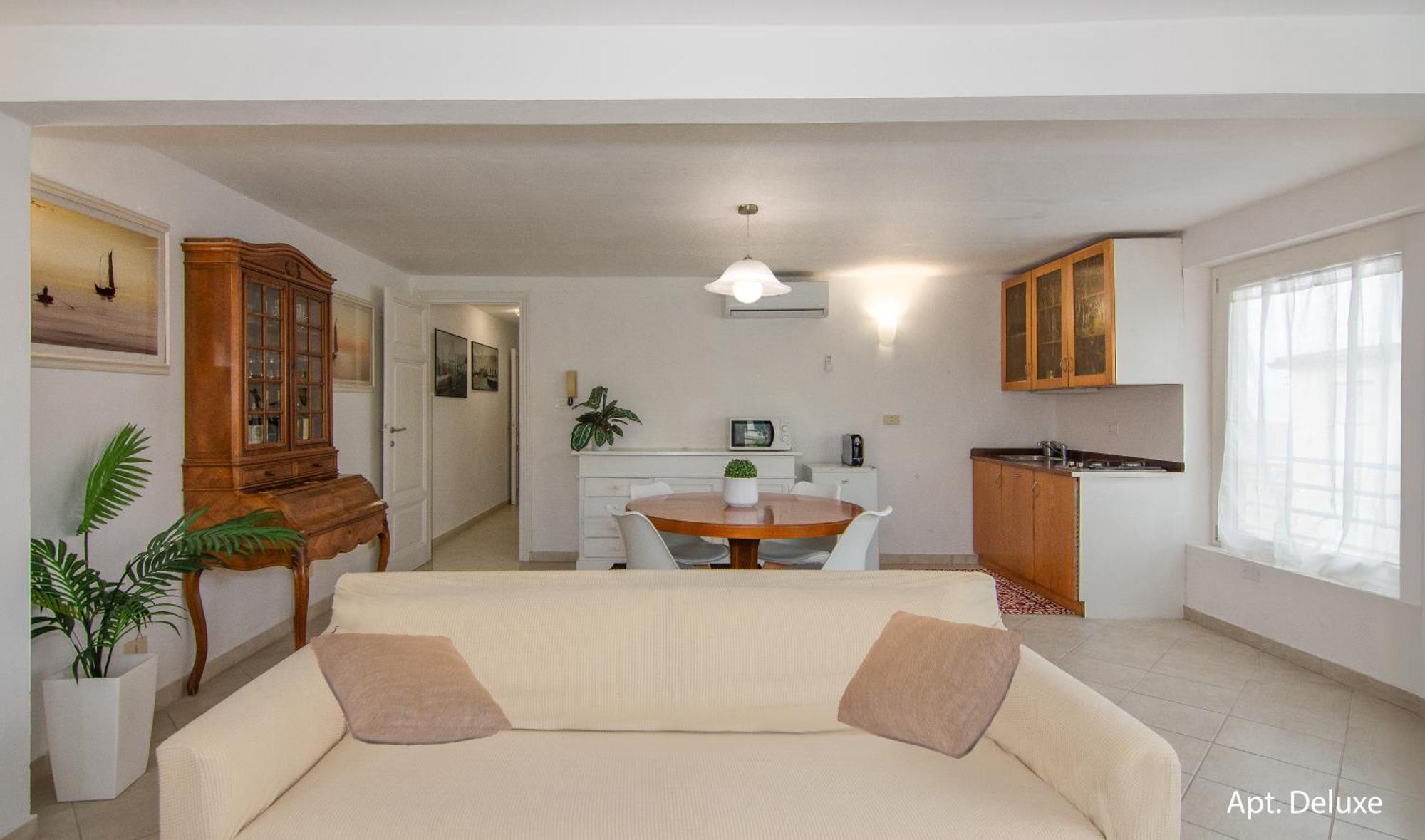 Amamare Apartments Виареджо Экстерьер фото