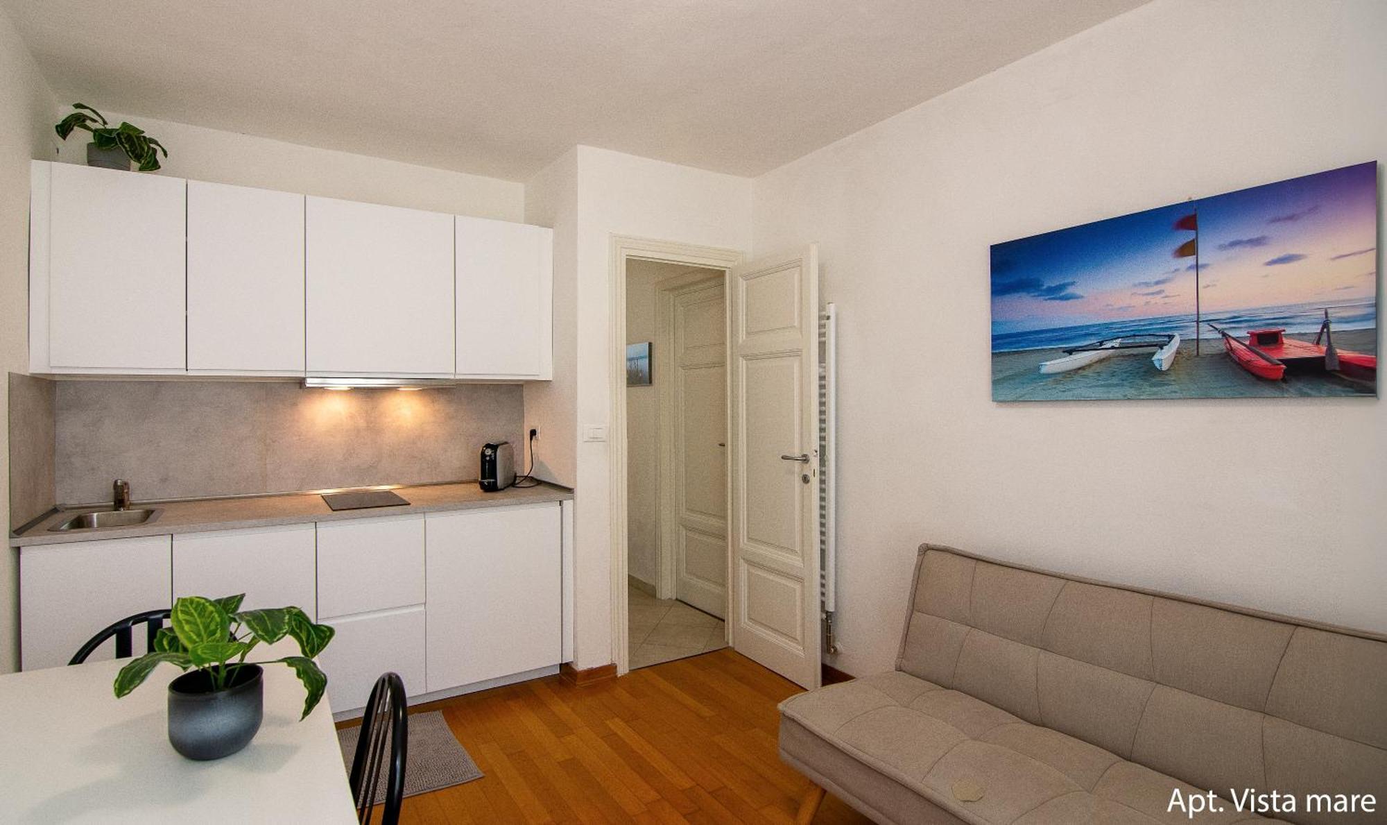 Amamare Apartments Виареджо Экстерьер фото